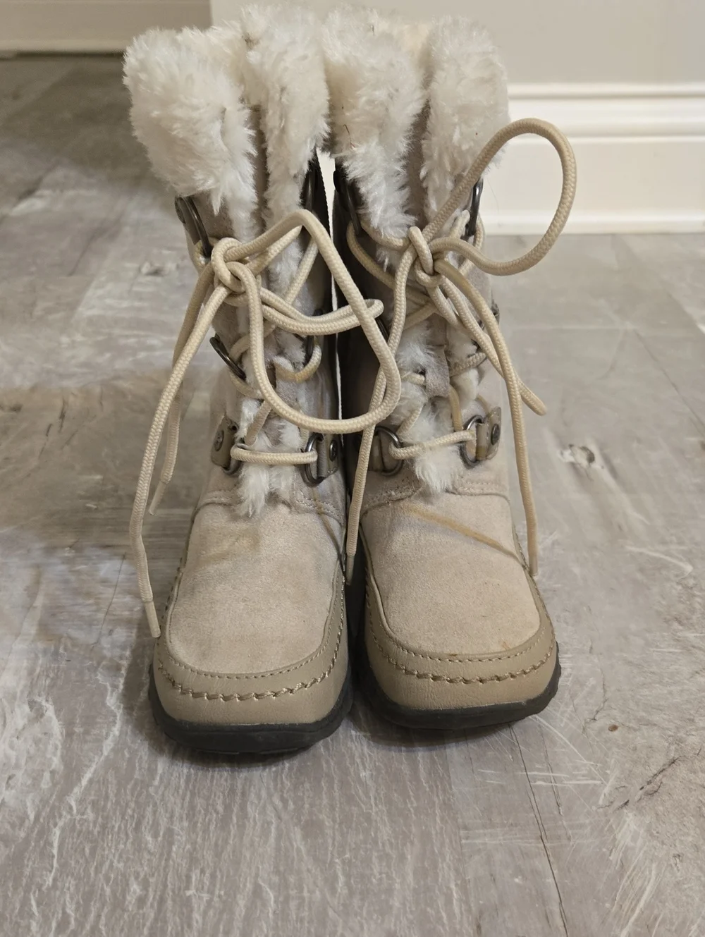 Nine West Kids Cream Faux-Fur Lace-Up Winter Boots
